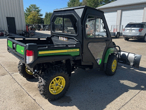 JOHN DEERE Gator XUV 825M UTV, used