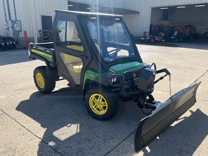 JOHN DEERE Gator XUV 825M UTV, used