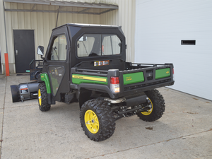 JOHN DEERE Gator XUV 825M UTV, used