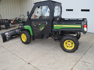 JOHN DEERE Gator XUV 825M UTV, used