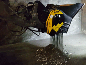 MB L200 S2 Bucket Crusher for skid steer loader